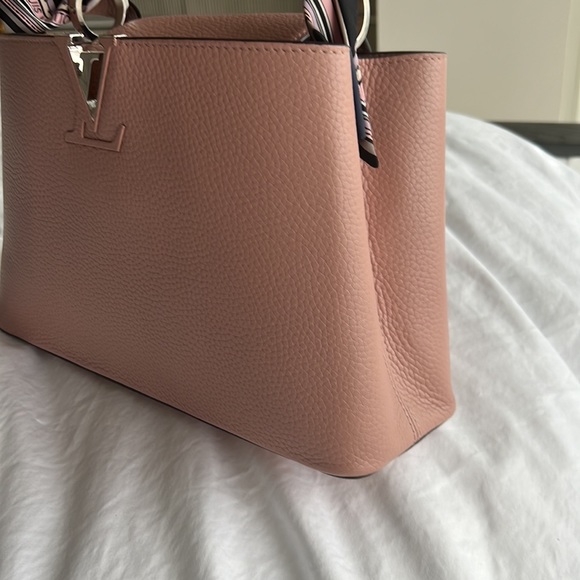 Louis Vuitton Capucines bag - Picture 5 of 7